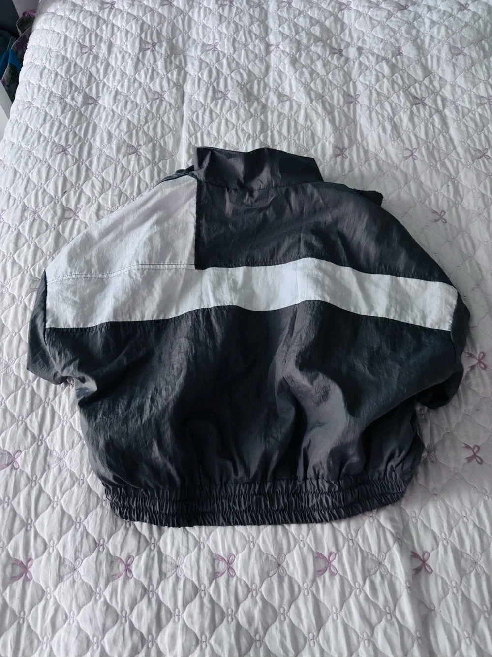 Rue21 Gray and White Colorblock Windbreaker Jacket cropped